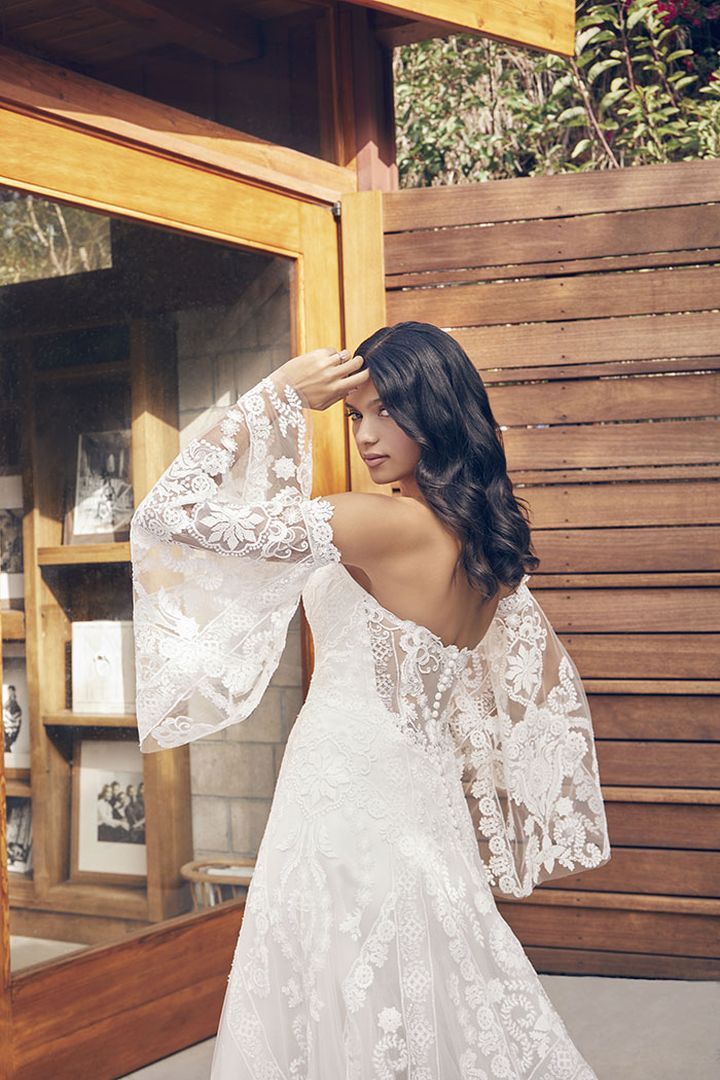 Style BL390 Meadow | Beloved By Casablanca Bridal Style BL390 Meadow | Beloved By Casablanca Bridal